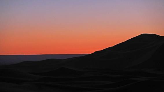 夕日の山

AI 生成コンテンツは誤りを含む可能性があります。