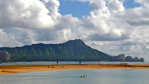 湖と山の景色

AI 生成コンテンツは誤りを含む可能性があります。