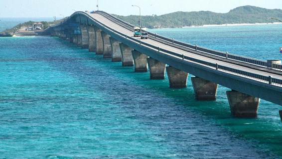 海の上の橋

AI 生成コンテンツは誤りを含む可能性があります。