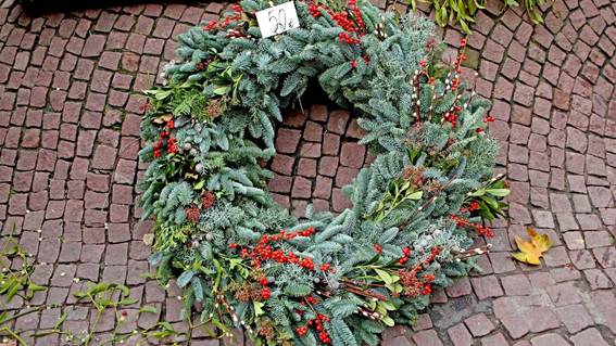 レンガの壁の前にいるピンク色の花

AI 生成コンテンツは誤りを含む可能性があります。