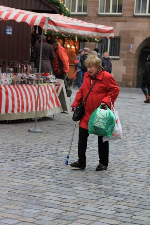 建物, 座る, 小さい, テーブル が含まれている画像

AI 生成コンテンツは誤りを含む可能性があります。