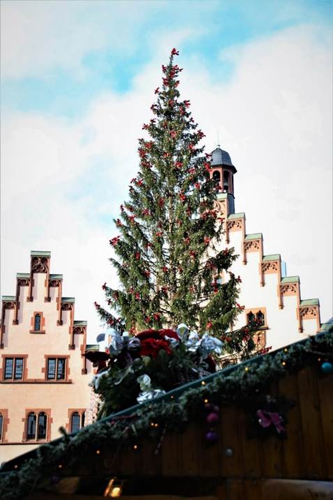 城のような建物

AI 生成コンテンツは誤りを含む可能性があります。