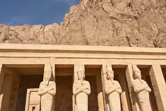 石でできた建物
AI 生成コンテンツは誤りを含む可能性があります。